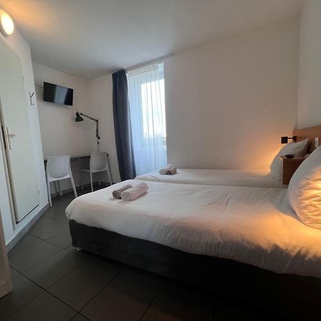 Hotel Le Ponson Обена Екстериор снимка