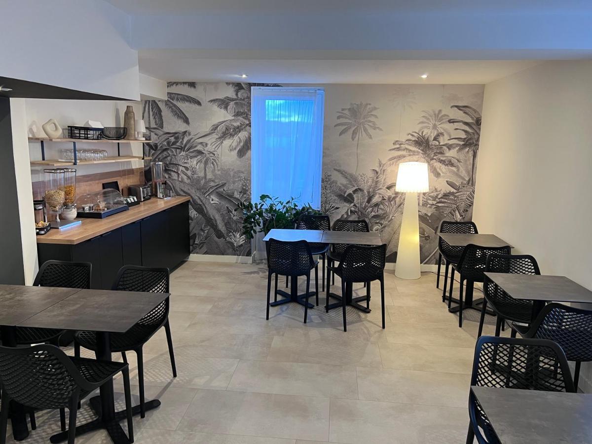 Hotel Le Ponson Обена Екстериор снимка