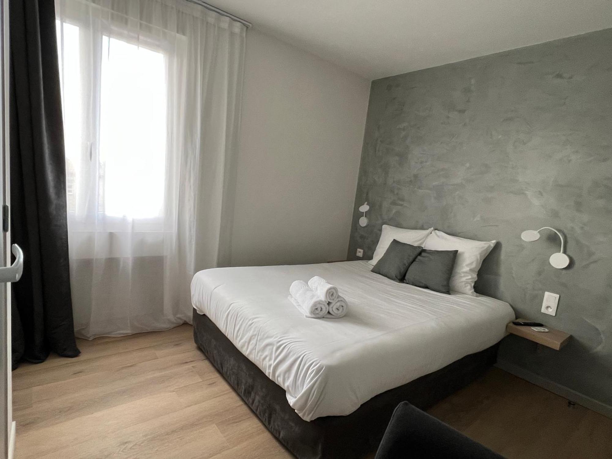Hotel Le Ponson Обена Екстериор снимка