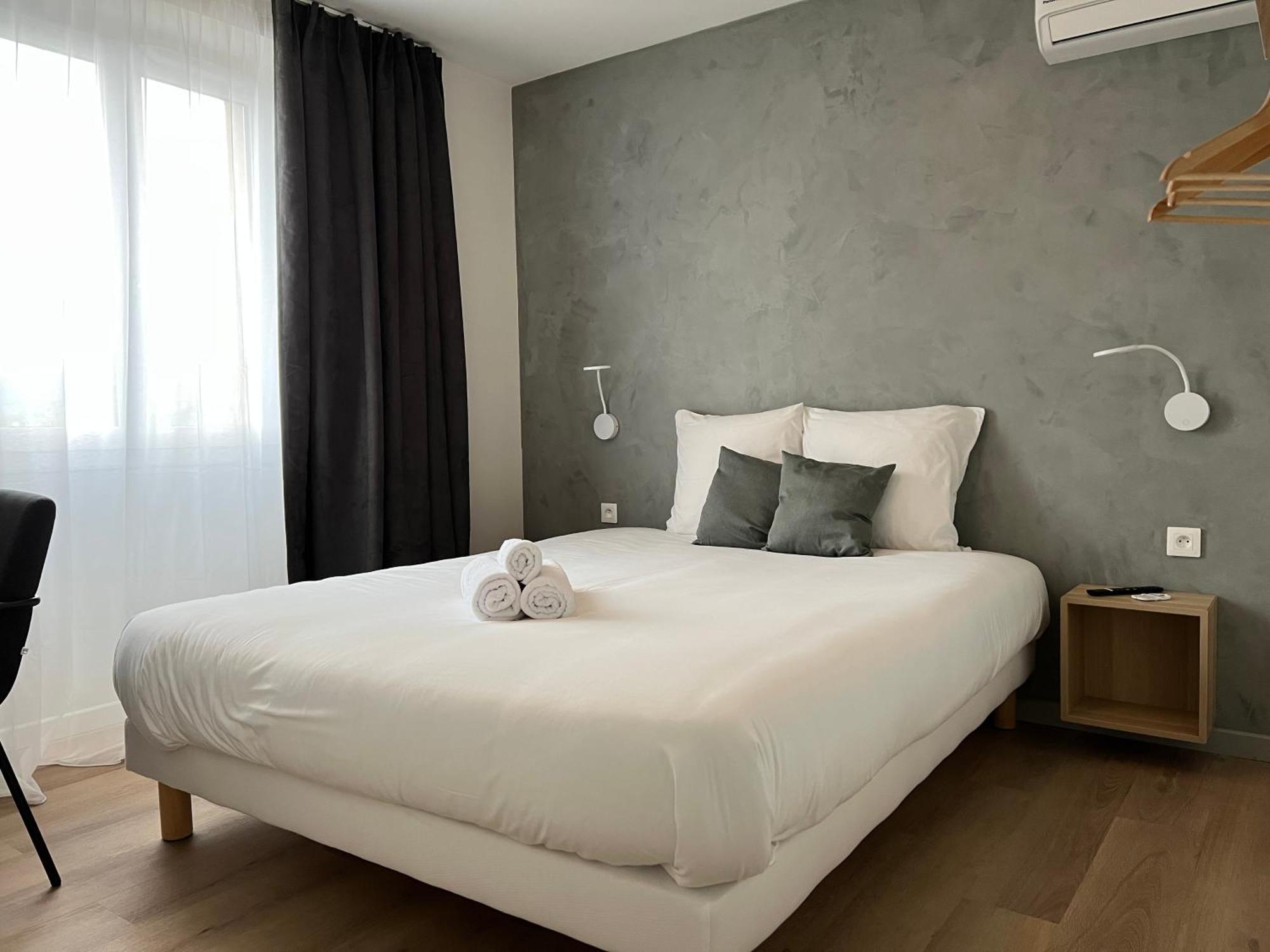 Hotel Le Ponson Обена Екстериор снимка