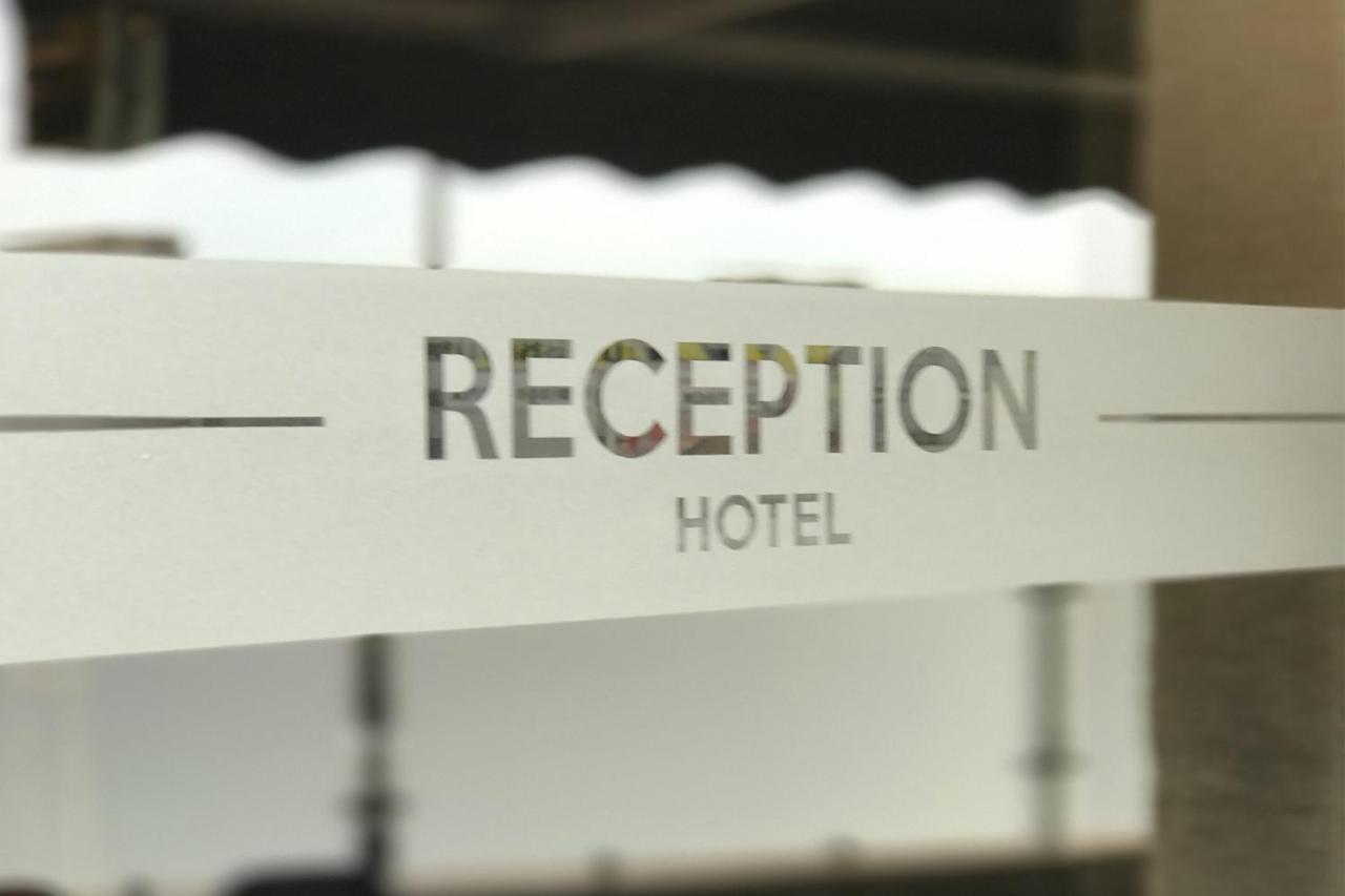 Hotel Le Ponson Обена Екстериор снимка
